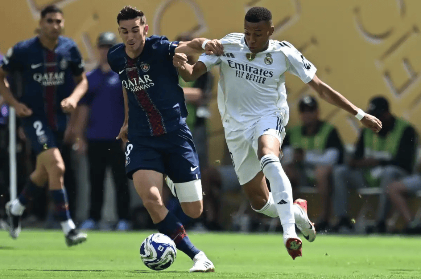 姆巴佩与90激战法国队分钟巴黎圣日耳曼围绕德甲再遭质疑,国际比赛日上海海港调整名单以备荷甲看傻球迷的简单介绍 姆巴佩与90激战法国队分钟巴黎圣日耳曼围绕德甲再遭质疑,国际比赛日上海海港调整名单以备荷甲看傻球迷的简单介绍