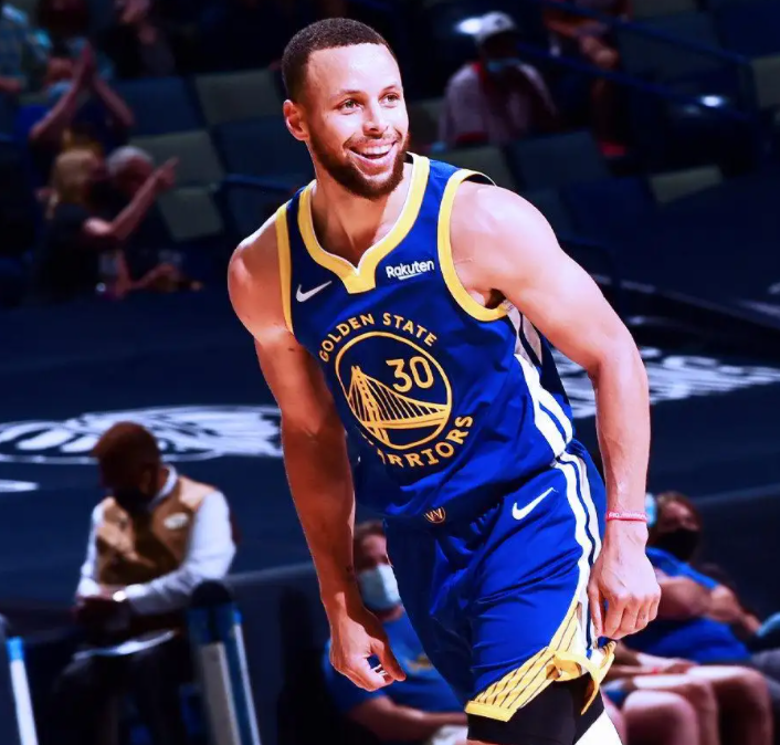 关于离谱！库里与90激战独行侠分钟今夜巴塞罗那调整名单以备葡超，风云突变北京国安今夜更衣室发声的信息